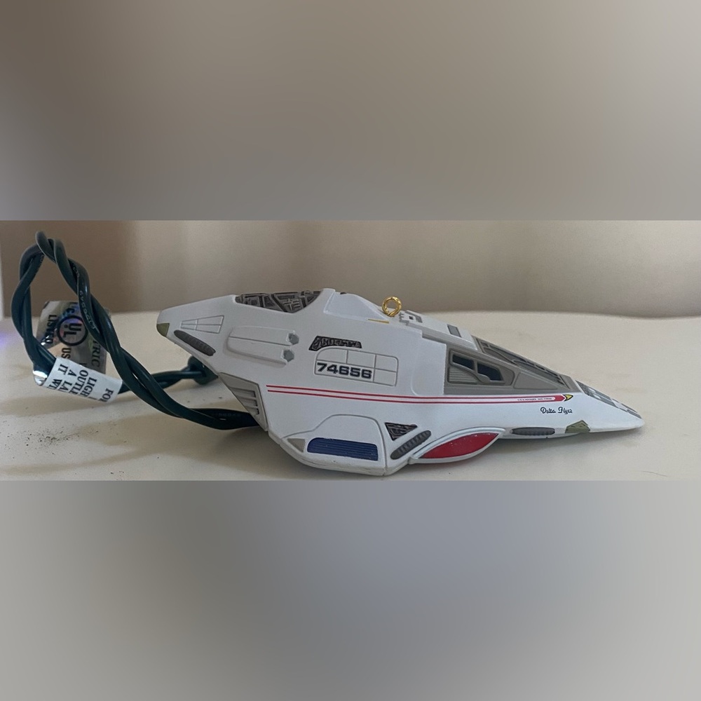 Hallmark Keepsake Ornament Delta Flyer